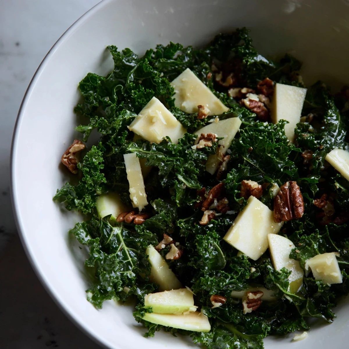 Winter Kale Apple Cheddar